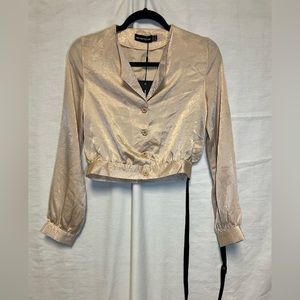 NWT PrettyLittleThing Satin Crop Top Size 4